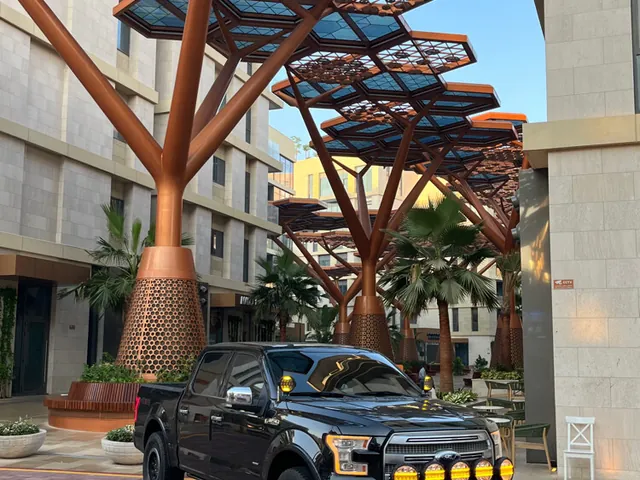 Photo of 2017 Ford F-150 Platinum