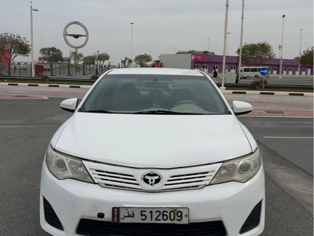 صورة 2014 تويوتا كامري GL