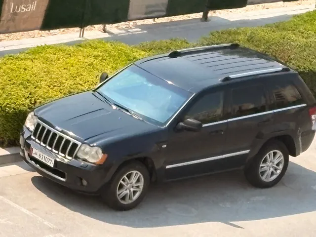 صورة 2008 جيب جراند شيروكي أوفرلاند