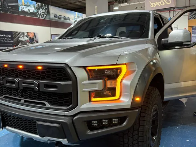 Photo of 2018 Ford F-150 SVT Raptor