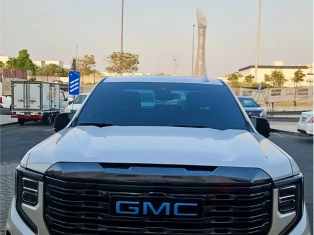صورة 2023 جي إم سي يوكون دينالي