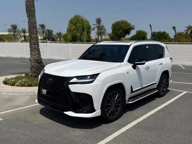 Photo of 2025 Lexus LX 700h