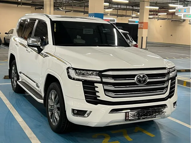 Photo of 2024 Toyota Land Cruiser GX