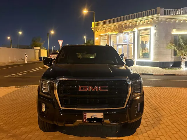 Photo of 2023 GMC Yukon SLE