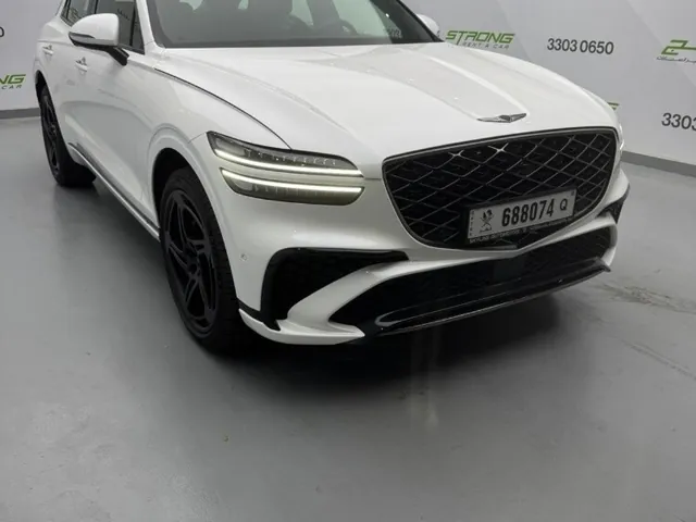 Photo of 2025 Genesis GV70