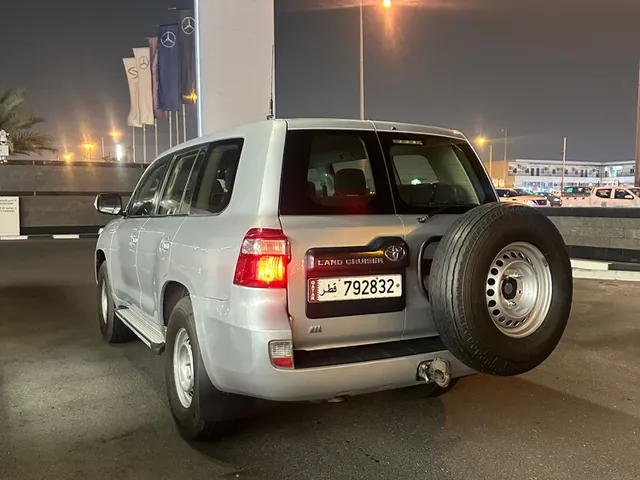 Photo of 2013 Toyota Land Cruiser G