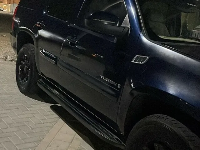 Photo of 2008 GMC Yukon SLT
