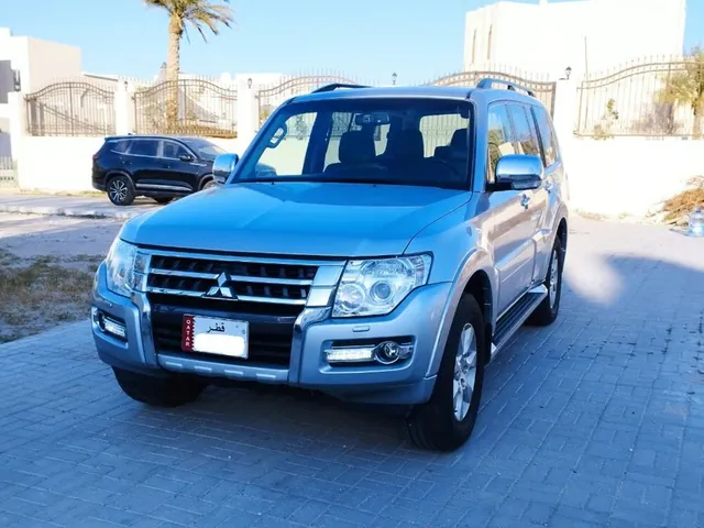 صورة 2016 ميتسوبيشي باجيرو GLS
