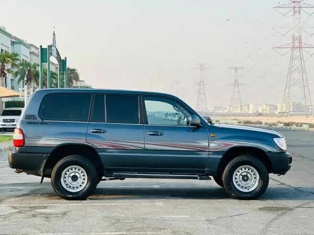 Photo of 2007 Toyota Land Cruiser GX