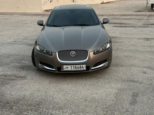 صورة 2012 جاكوار XF آر-سبورت