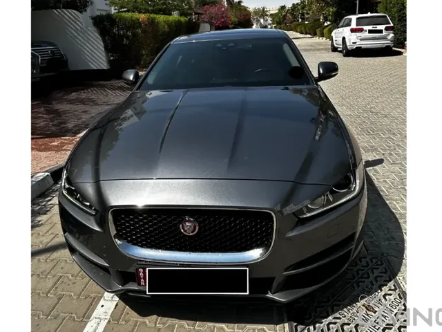 Photo of 2019 Jaguar XE P300 R-Dynamic