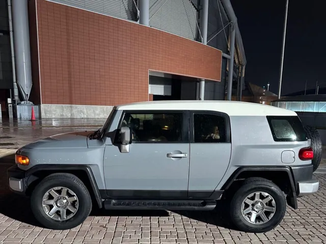 صورة 2014 تويوتا اف جي كروزر TRD