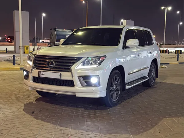 صورة 2014 لكزس LX 570 S