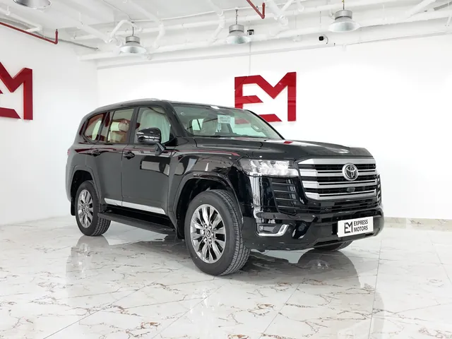 Photo of 2026 Toyota Land Cruiser GXR