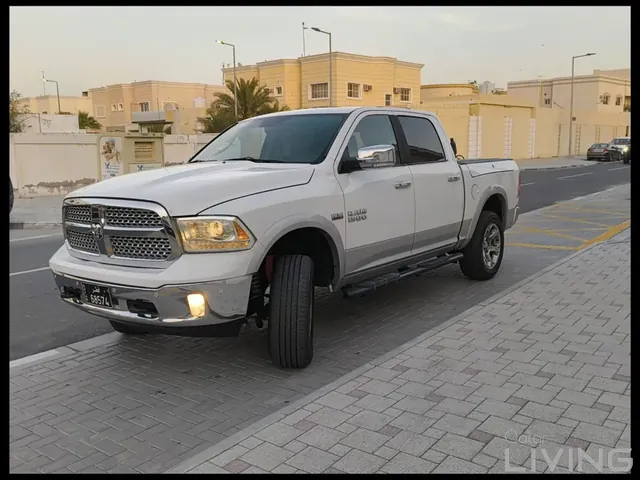 صورة 2015 رام رام 1500 لارامي