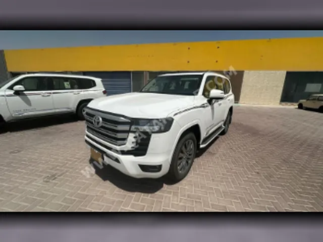 Photo of 2024 Toyota Land Cruiser GXR