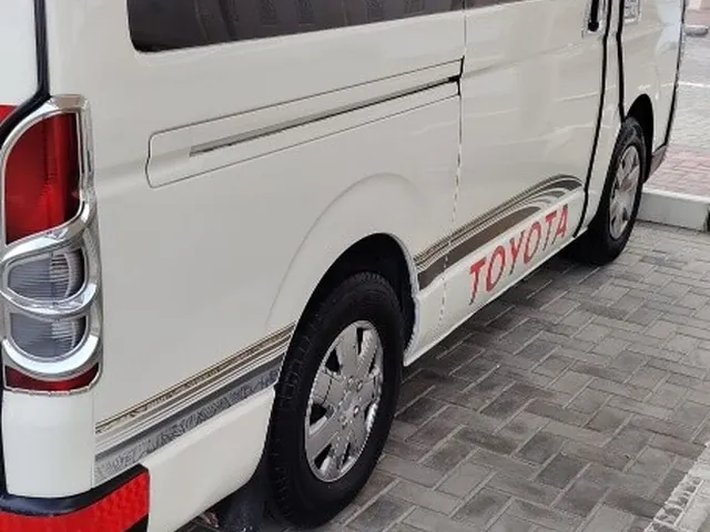 Photo of 2011 Toyota Hiace