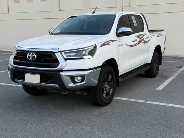 Photo of 2026 Toyota Hilux SR5