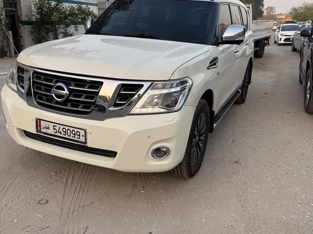صورة 2016 نيسان باترول بلاتينيوم