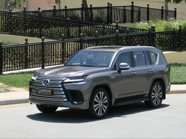 Photo of 2025 Lexus LX 600 Luxury