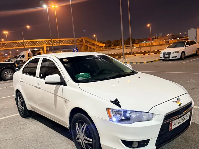 صورة 2011 ميتسوبيشي لانسر EX