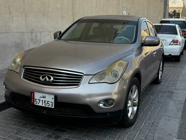 صورة 2010 إنفينيتي EX 35
