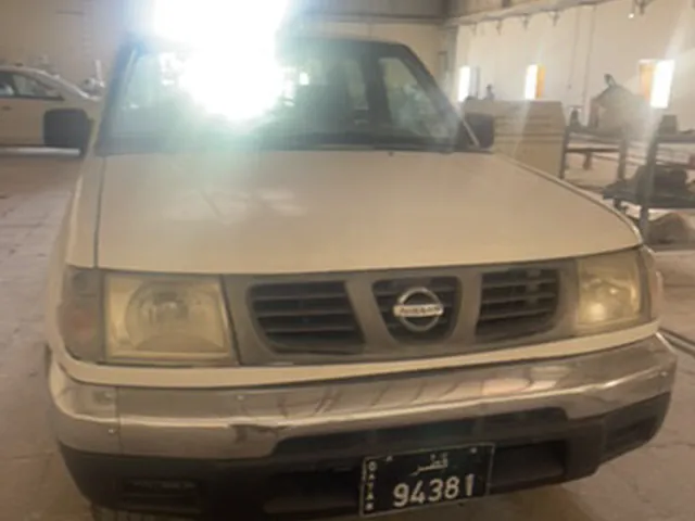 صورة 2001 نيسان بيك أب