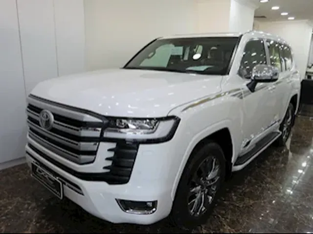 صورة 2024 تويوتا لاند كروزر VXR