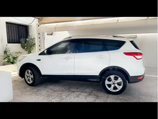 Photo of 2016 Ford Escape