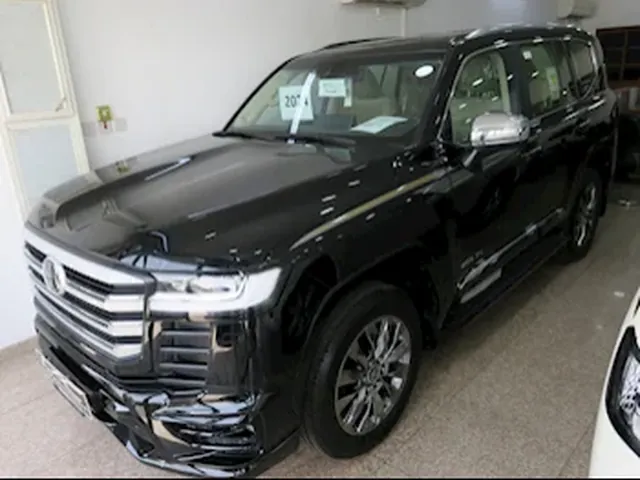 Photo of 2024 Toyota Land Cruiser VXR