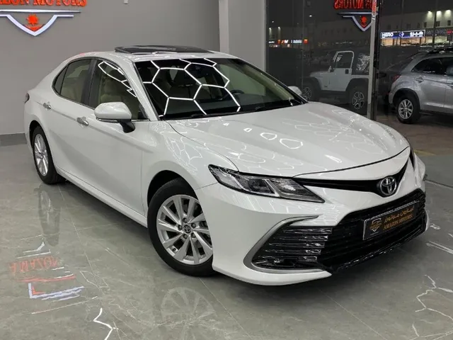 Photo of 2023 Toyota Camry SE