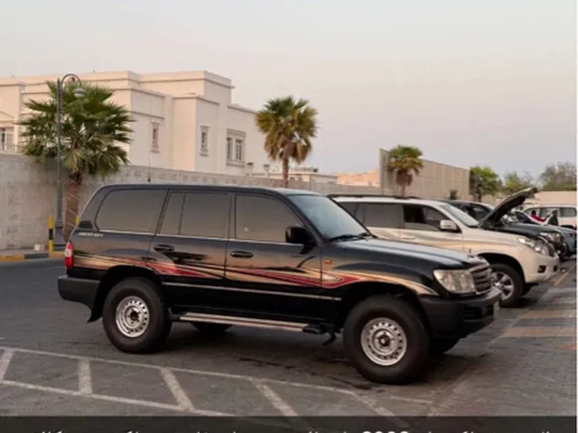 Photo of 2006 Toyota Land Cruiser GXR