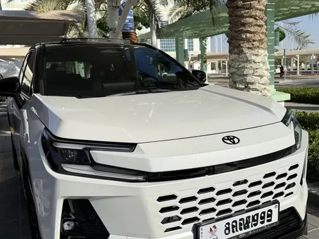 صورة 2026 تويوتا RAV4