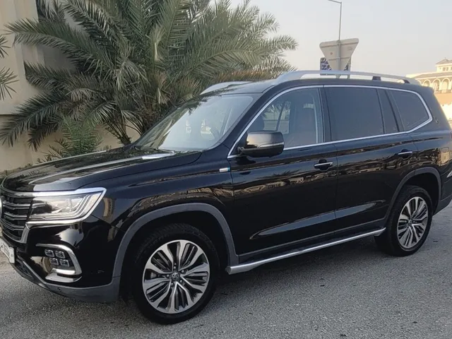 صورة 2022 إم جي RX8 30T