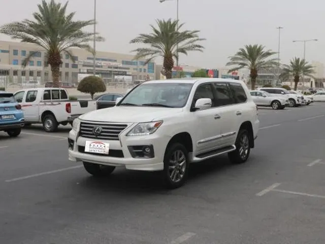 Photo of 2013 Lexus LX 570 S