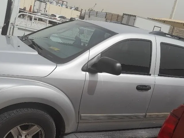 صورة 2004 دودج دورانجو ليمتد