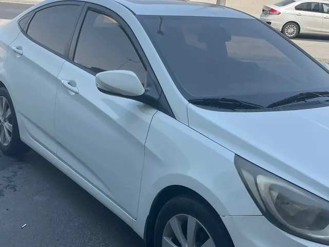 Photo of 2013 Hyundai Accent 1.6