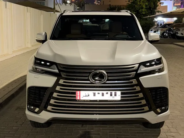 صورة 2025 لكزس LX 600