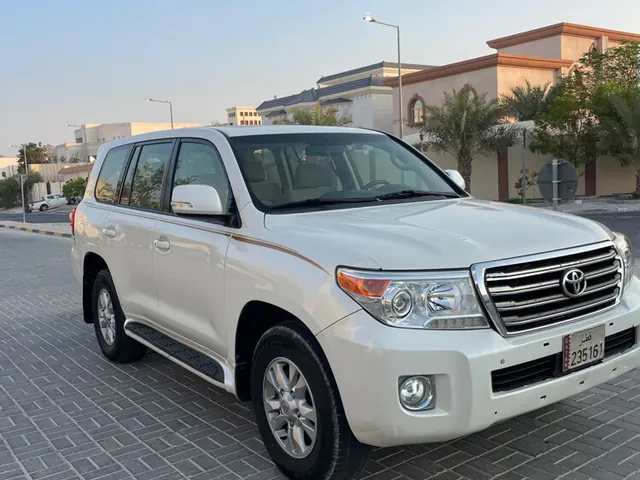 Photo of 2015 Toyota Land Cruiser GXR