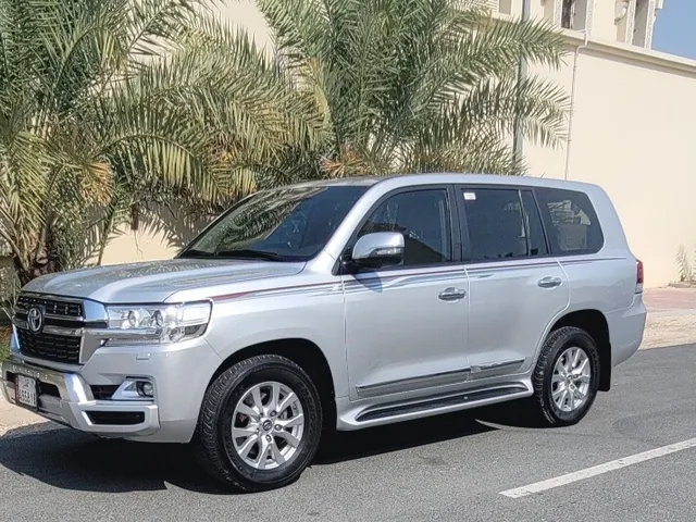 Photo of 2021 Toyota Land Cruiser GXR