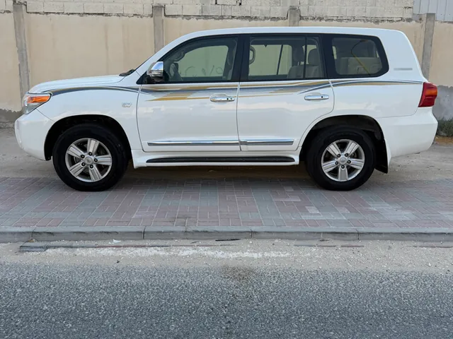 Photo of 2014 Toyota Land Cruiser VXR