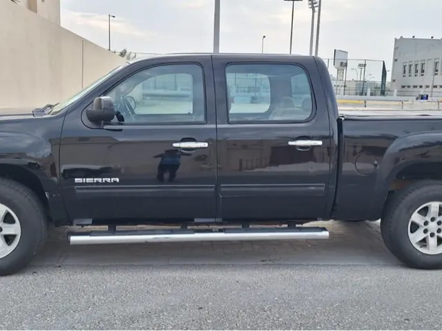 Photo of 2010 GMC Sierra 1500