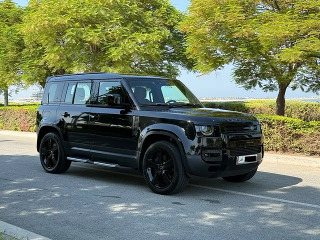 Photo of 2024 Land Rover Defender 110 HSE