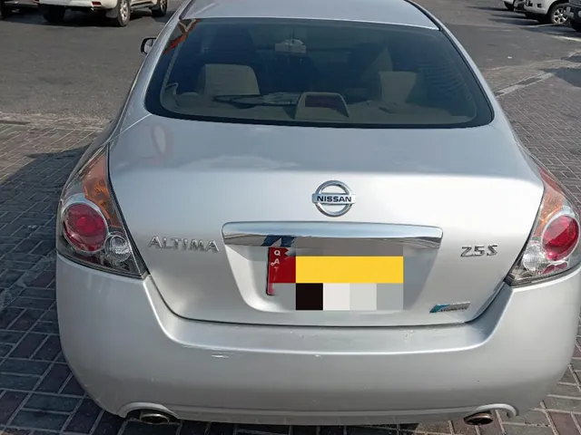 صورة 2011 نيسان ألتيما 2.5 S