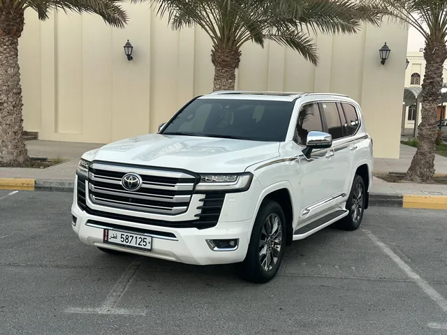 Photo of 2023 Toyota Land Cruiser VXR