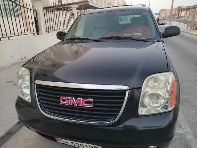 صورة 2013 جي إم سي يوكون XL