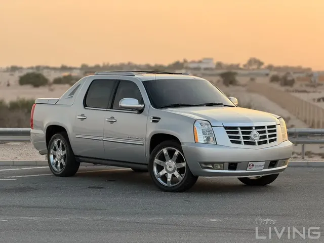 Photo of 2013 Cadillac Escalade EXT