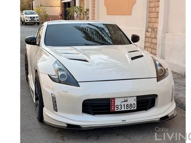 صورة 2014 نيسان 370Z