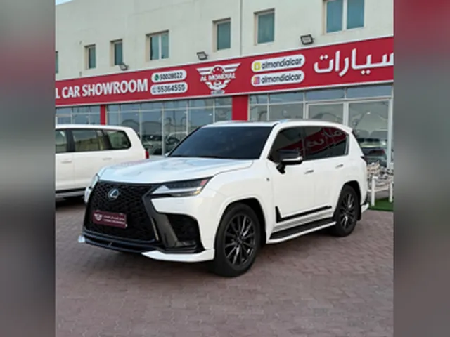 صورة 2023 لكزس LX 600 اف سبورت