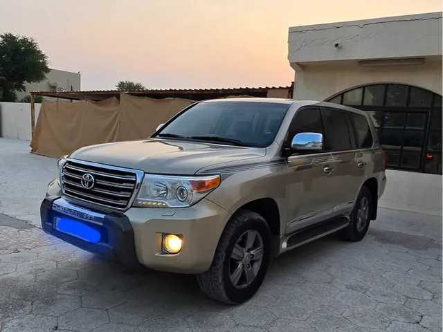 صورة 2015 تويوتا لاند كروزر GXR Limited